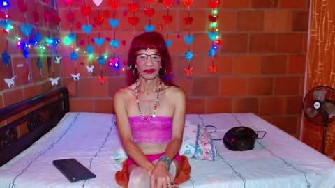 Lorena Capelli online show from 02.14.25