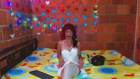 Lorena Capelli online show from 02.25.25