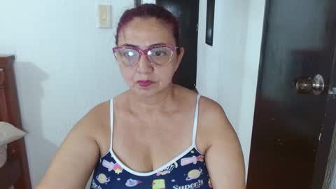 Lorena.. online show from 02.14.25