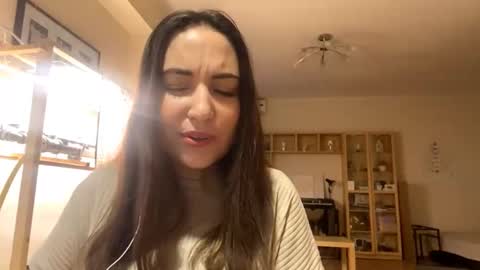 Snapshot of lorenrutty chatting on 11.18.25 lorenrutty online show from 11.18.25