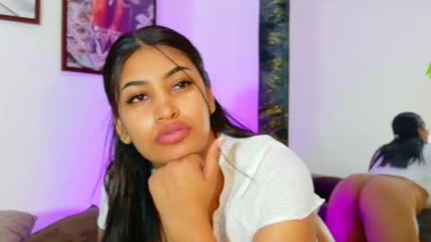 Snapshot of loretahorny chatting on 02.06.26 loretahorny online show from 02.06.26