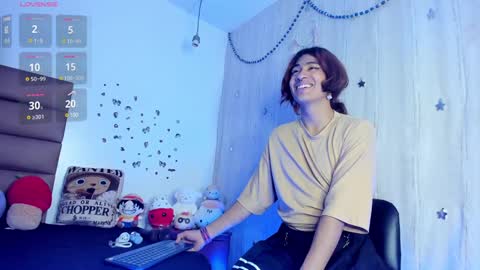 LorettMatthew online show from 01.08.25