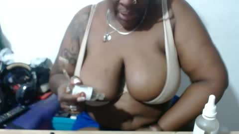 loretybighot online show from 01.29.25