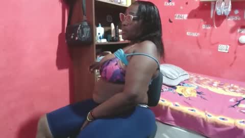 loretybighot online show from 09.28.25