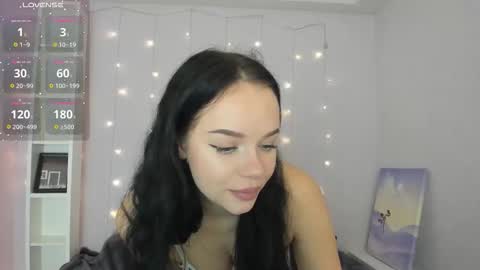 Lori online show from 11.14.25