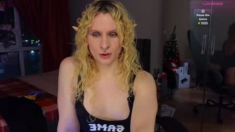Lori -----------------------------------    online show from 01.30.25