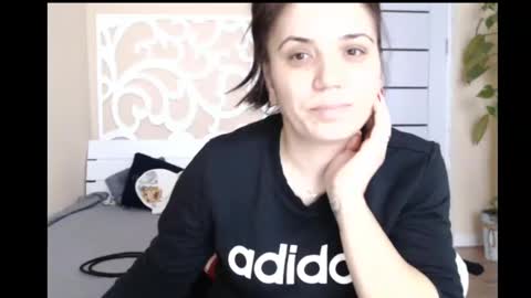 Snapshot of lorragrey chatting on 01.03.25 LorraGrey online show from 01.03.25