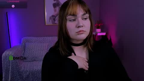 Lora for u online show from 11.03.25