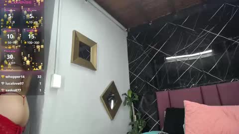 Snapshot of lory_life chatting on 01.02.25 LORY online show from 01.02.25