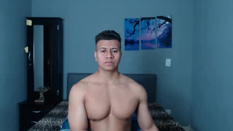 Snapshot of lothbrok_strong chatting on 10.06.25 lothbrok online show from 10.06.25