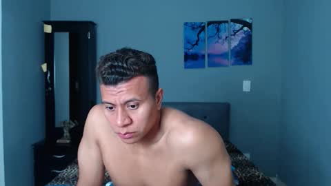 Snapshot of lothbrok_strong chatting on 10.13.25 lothbrok online show from 10.13.25