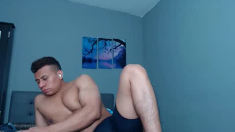 Snapshot of lothbrok_strong chatting on 10.22.25 lothbrok online show from 10.22.25