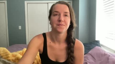 Snapshot of lothlori chatting on 06.30.26 lothlori online show from 06.30.26