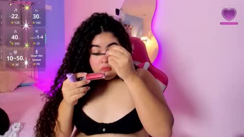 Snapshot of lou_22_ chatting on 03.01.26 Lou online show from 03.01.26