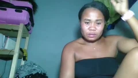 Snapshot of louane98 chatting on 03.01.26 louane98 online show from 03.01.26