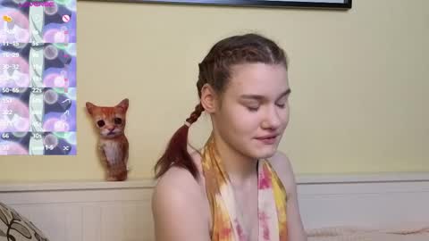 Snapshot of louannbisignano chatting on 10.03.25 Riley online show from 10.03.25