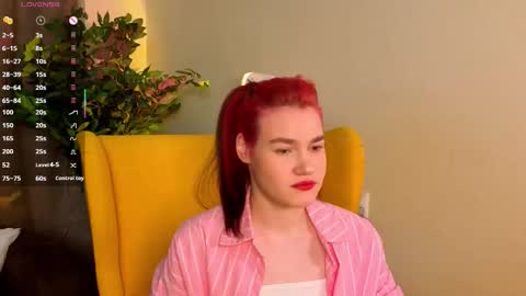 Snapshot of louannbisignano chatting on 10.16.25 Riley online show from 10.16.25