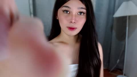 louilalicious online show from 10.18.25