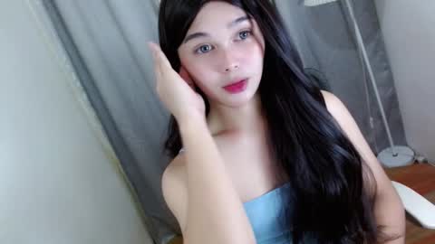 louilalicious online show from 10.29.25