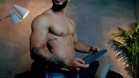 Louis online show from 01.10.26