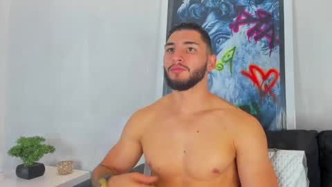 Louis online show from 04.14.26