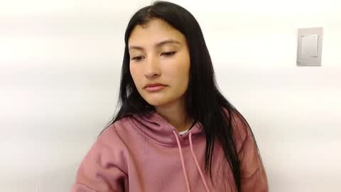 Snapshot of louis_k chatting on 02.01.25 Louis K online show from 02.01.25