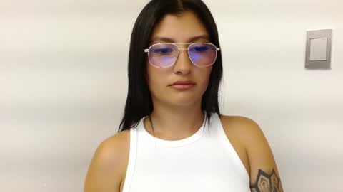 Snapshot of louis_k chatting on 02.01.25 Louis K online show from 02.01.25