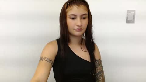 Snapshot of louis_k chatting on 02.13.25 Louis K online show from 02.13.25