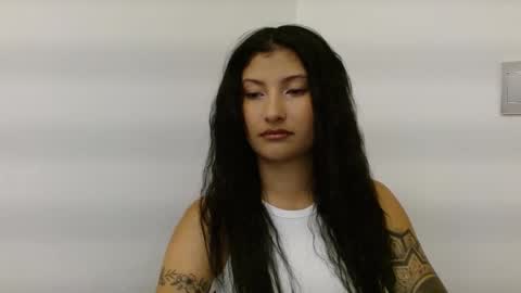 Snapshot of louis_k chatting on 03.01.25 Louis K online show from 03.01.25