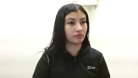 Snapshot of louis_k chatting on 09.11.25 Louis K online show from 09.11.25