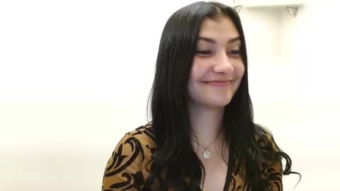 Snapshot of louis_k chatting on 10.02.25 Louis K online show from 10.02.25