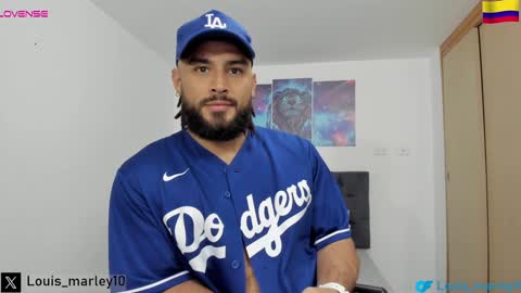 Snapshot of louis_marley_ chatting on 12.04.24 louis_marley_ online show from 12.04.24