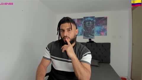 Snapshot of louis_marley_ chatting on 12.19.24 louis_marley_ online show from 12.19.24