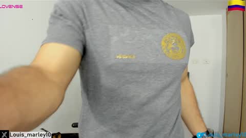 Snapshot of louis_marley_ chatting on 01.21.25 louis_marley_ online show from 01.21.25