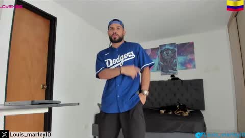 Snapshot of louis_marley_ chatting on 02.27.25 louis_marley_ online show from 02.27.25