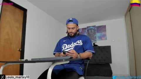 Snapshot of louis_marley_ chatting on 02.27.25 louis_marley_ online show from 02.27.25