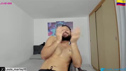 Snapshot of louis_marley_ chatting on 10.24.25 louis_marley_ online show from 10.24.25