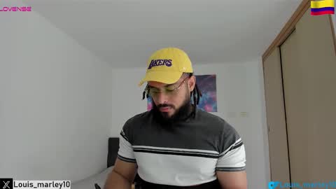 Snapshot of louis_marley_ chatting on 10.28.25 louis_marley_ online show from 10.28.25