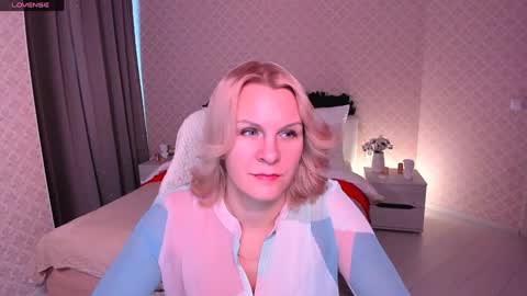 Louisa online show from 01.03.25