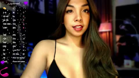 Louisa online show from 11.04.25