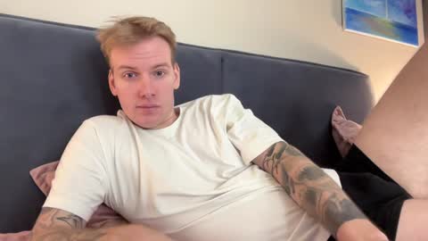 Louis  online show from 12.23.24