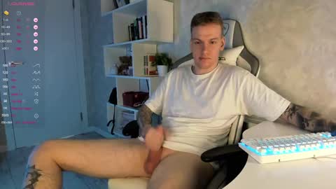 Louis  online show from 02.21.25