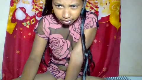 Snapshot of loulou449866 chatting on 06.20.26 loulou449866 online show from 06.20.26