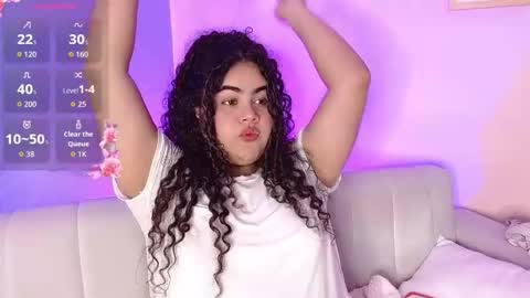 lourdes_moon22 online show from 12.21.25