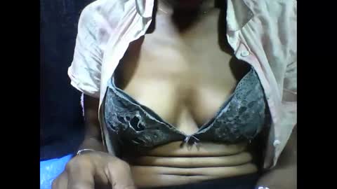 lovaelisa online show from 11.07.25