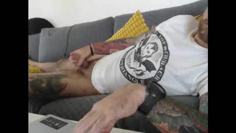 Guapito online show from 09.21.25