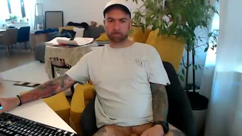 Guapito online show from 06.26.26