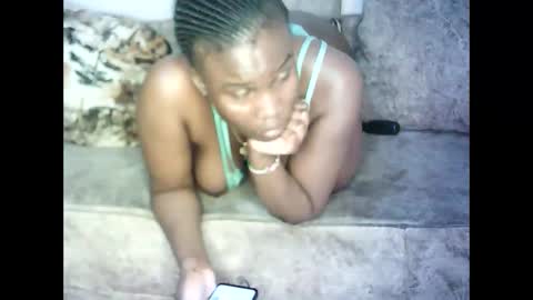 Snapshot of love1378 chatting on 10.12.25 Cynthia. A online show from 10.12.25