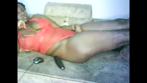 Snapshot of love1378 chatting on 10.24.25 Cynthia. A online show from 10.24.25