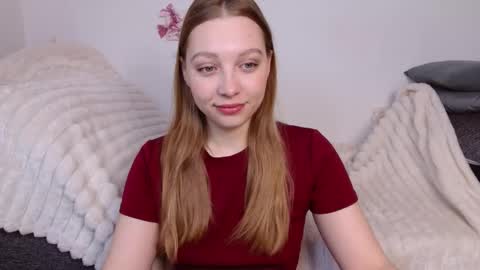 love bella  online show from 03.20.26